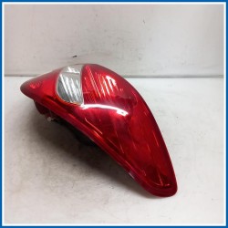 Fanale post. dx. HYUNDAI i20 I