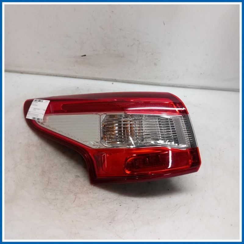 Fanale est. post. sx. NISSAN Qashqai II