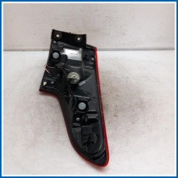 Fanale est. post. sx. NISSAN Qashqai II