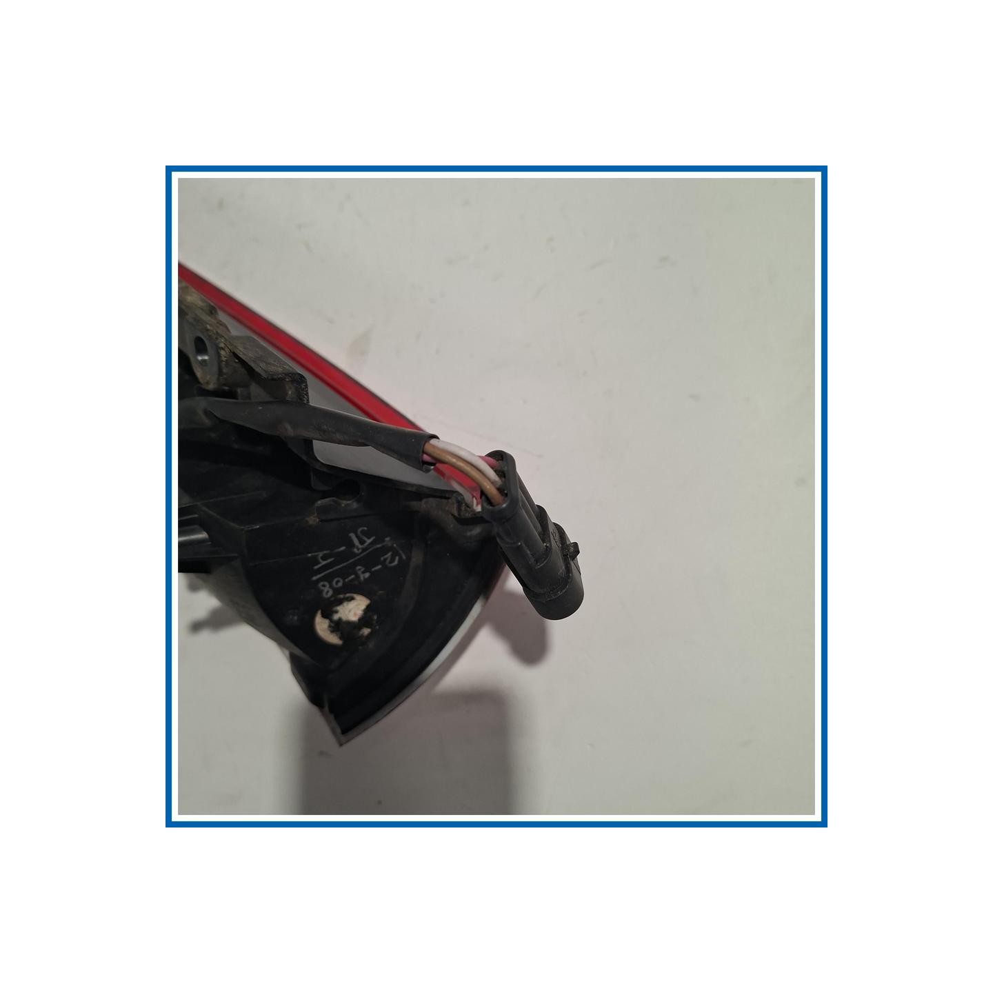 FANALINO POSTERIORE SUP DX TATA INDIGO (10/04>06/11