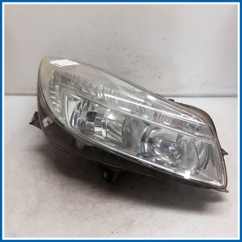 Proiettore ant. dx. OPEL Insignia A SW