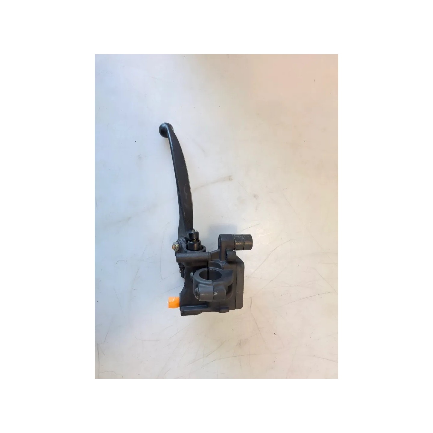 Pompa con serbatoio liquido freni posteriore con leva Aprilia Scarabeo Light (06-13) Scarabeo 500 Sinistro