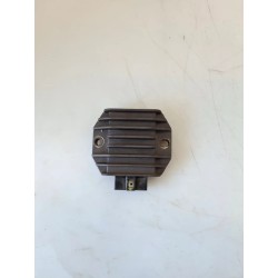Regolatore tensione Piaggio Liberty 125 (E3) (13-15) Liberty 125 3V i.e. 