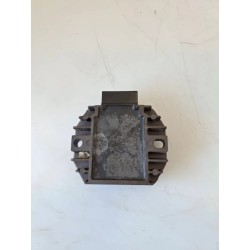Regolatore tensione Piaggio Liberty 125 (E3) (13-15) Liberty 125 3V i.e. 