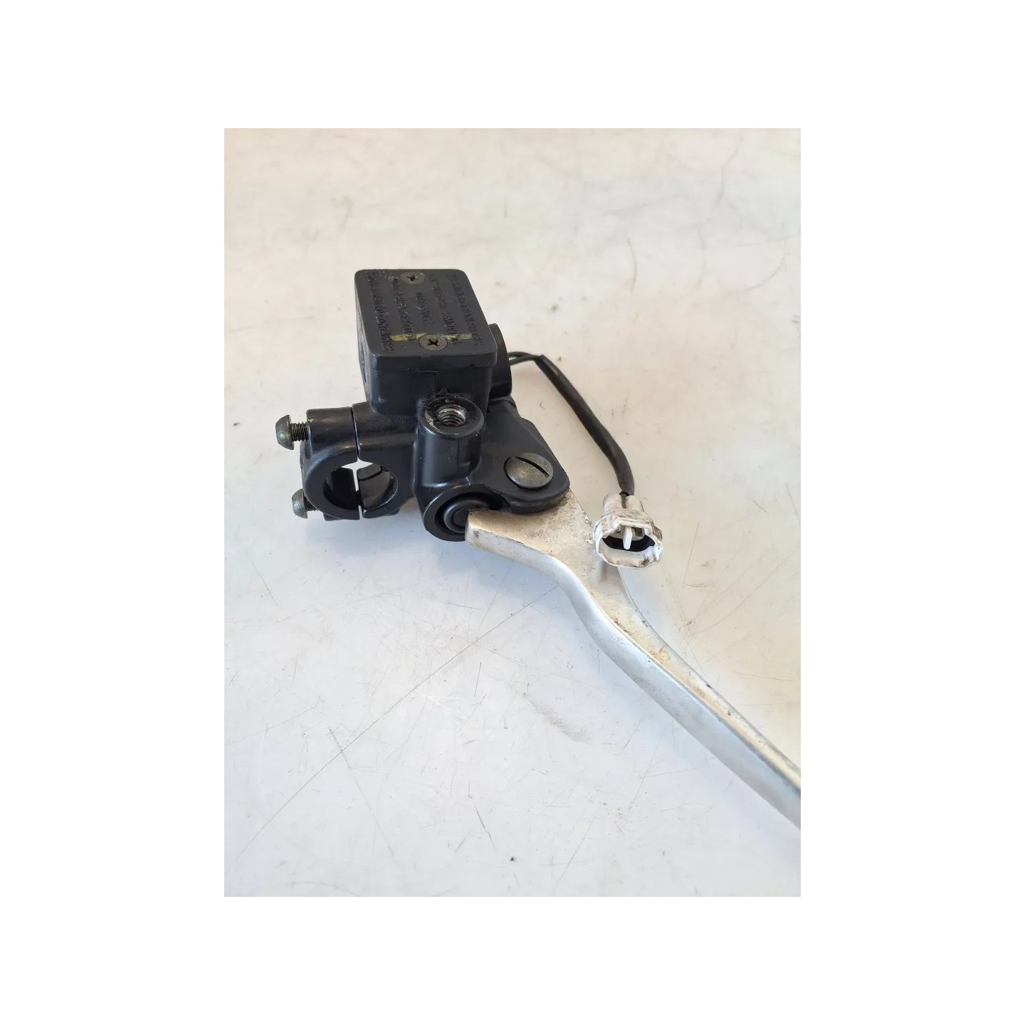 Pompa con serbatoio liquido freni anteriore con leva Piaggio Liberty 125 (E3) (13-15) Liberty 125 3V i.e. 