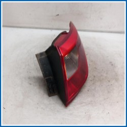 Fanale est. post. dx. SEAT Ibiza ST 6J8 SW