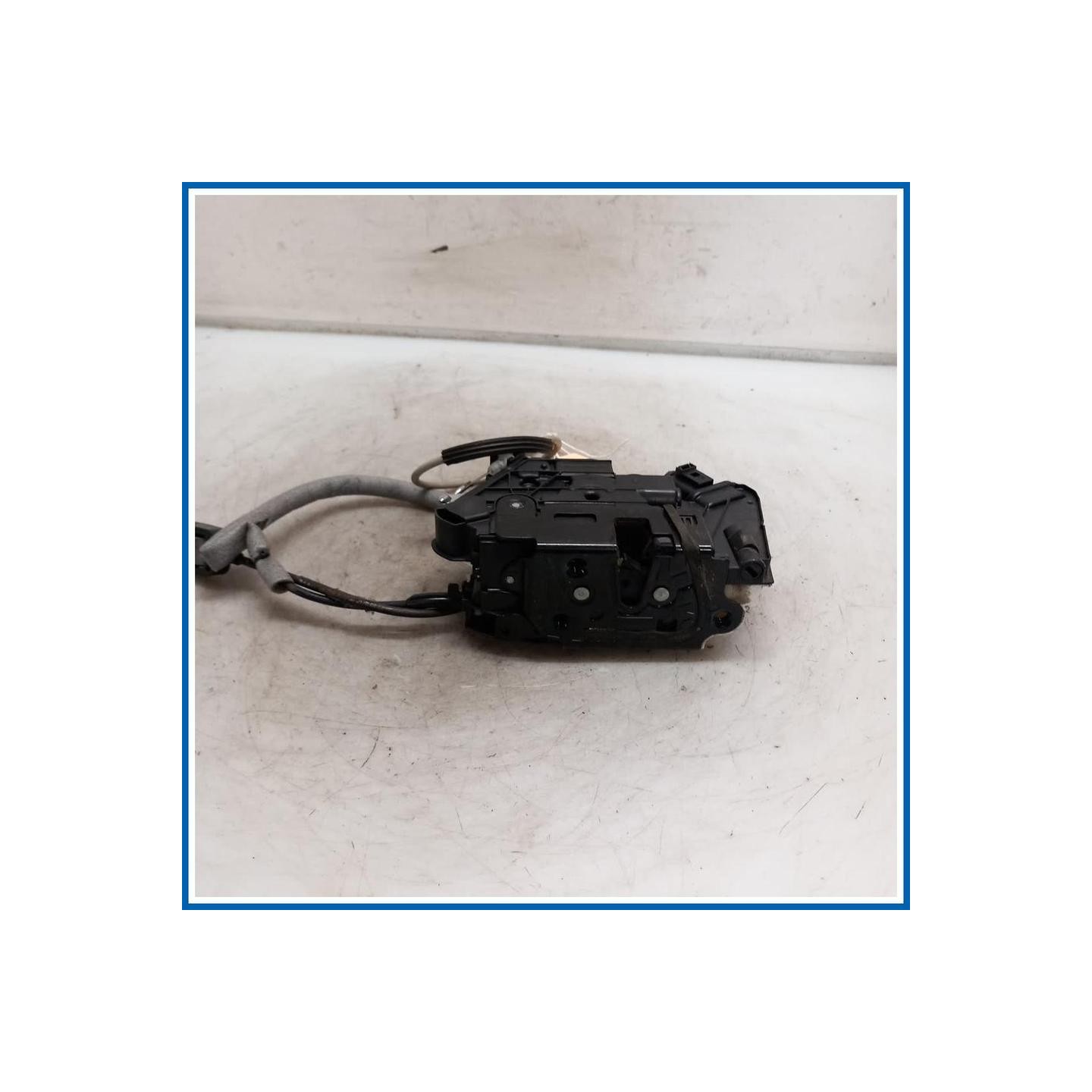 Serratura porta ant. dx. SEAT Ibiza ST 6J8 SW