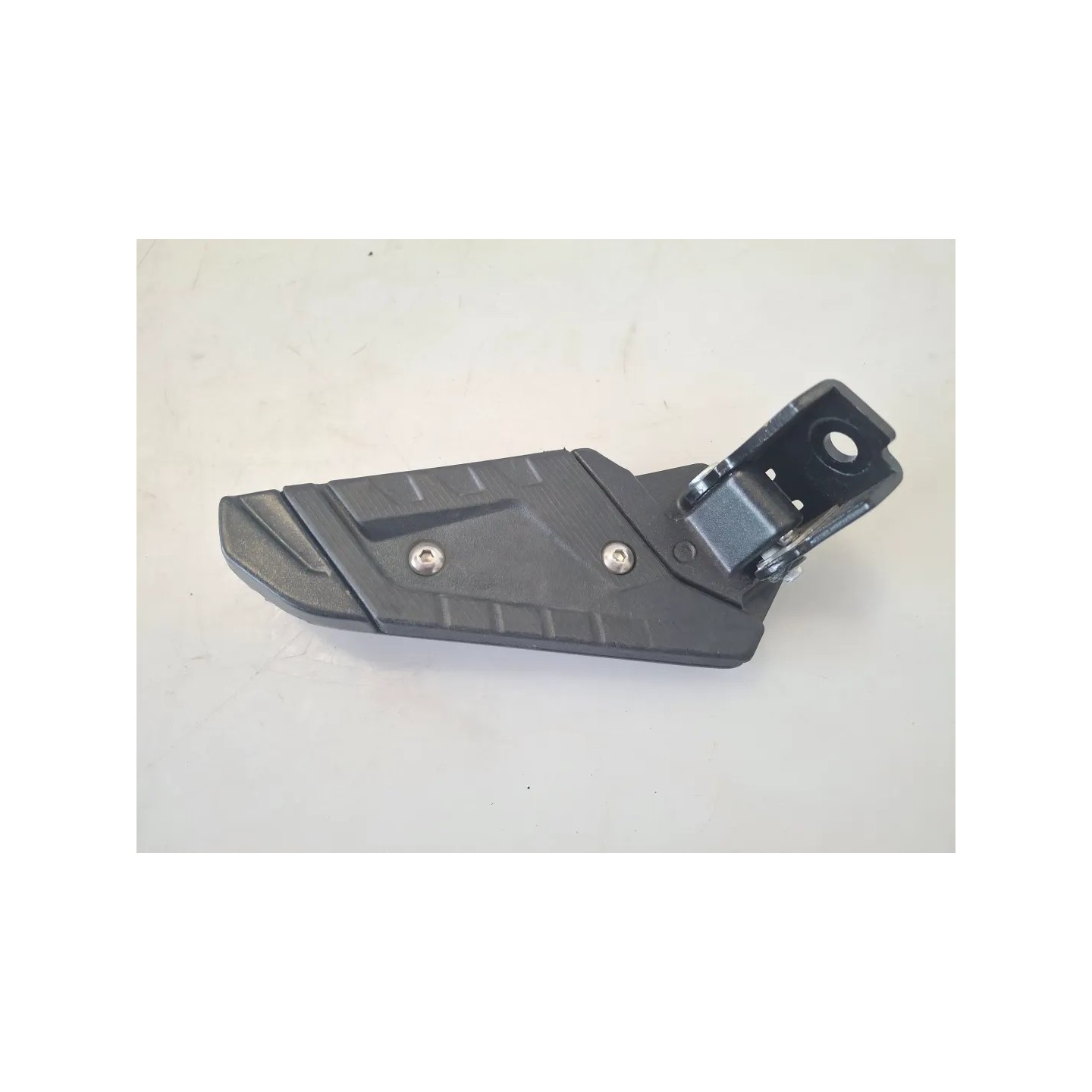Appoggiapiedi Voge Sfida SR16 125 Sfida SR16 125 (2025 - 26) Destro
