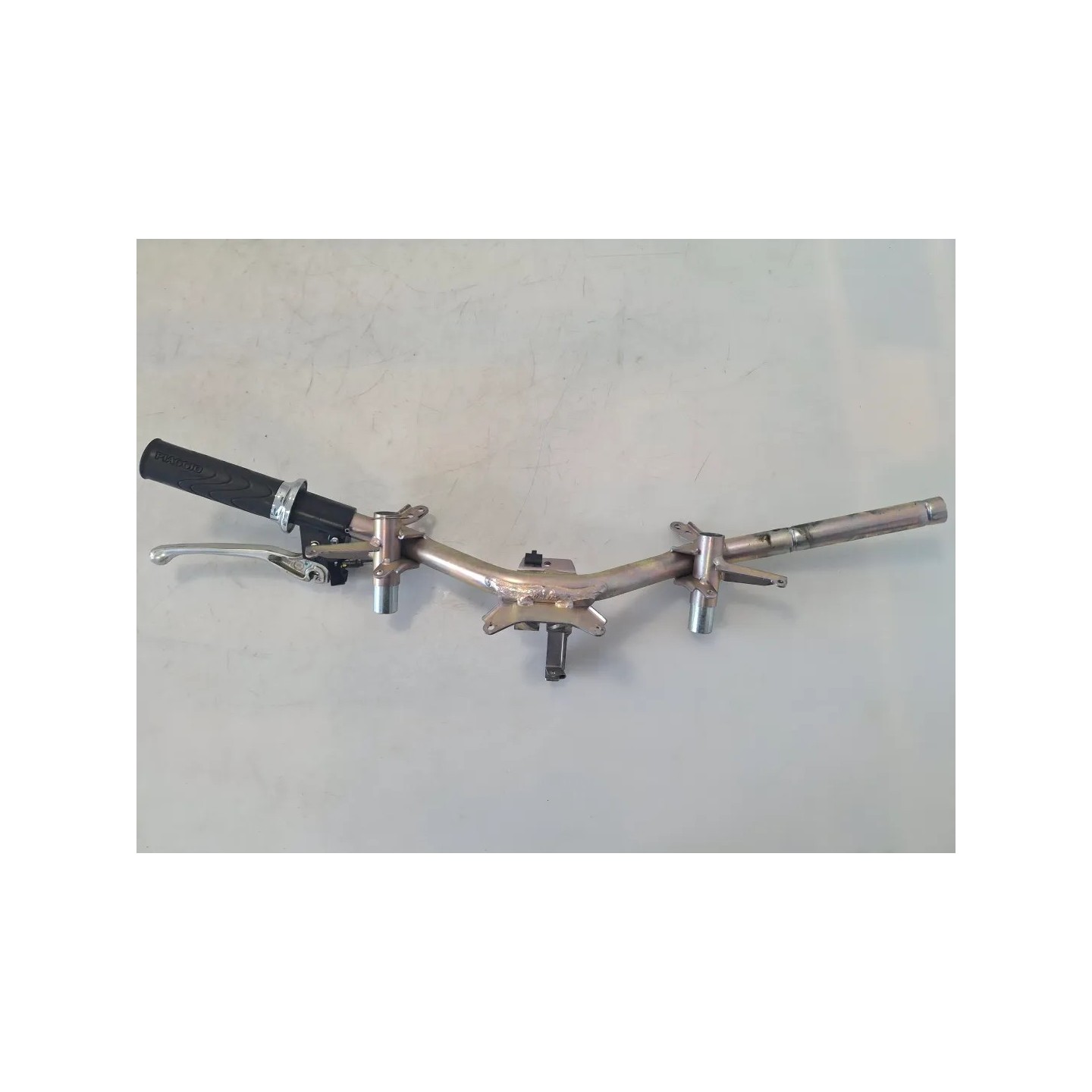 Manubrio Piaggio Liberty 150 3V i.e. (E3/E4) (16-21) Liberty S 150 I-get ABS 3V i.e. (E4) 