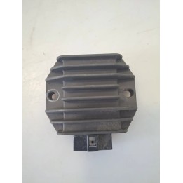 Regolatore tensione Piaggio Vespa 150 Primavera (E3) Vespa 150 Primavera 3V 