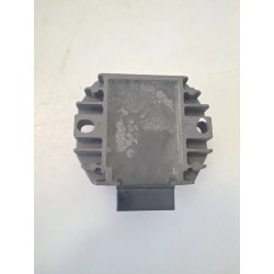 Regolatore tensione Piaggio Vespa 150 Primavera (E3) Vespa 150 Primavera 3V 