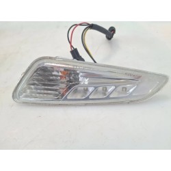 Indicatore direzione anteriore Piaggio Vespa 150 Primavera (E3) Vespa 150 Primavera 3V Destro