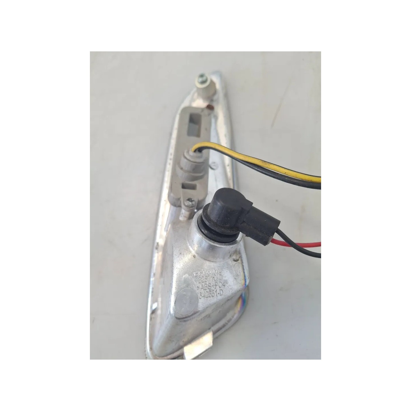 Indicatore direzione anteriore Piaggio Vespa 150 Primavera (E3) Vespa 150 Primavera 3V Destro