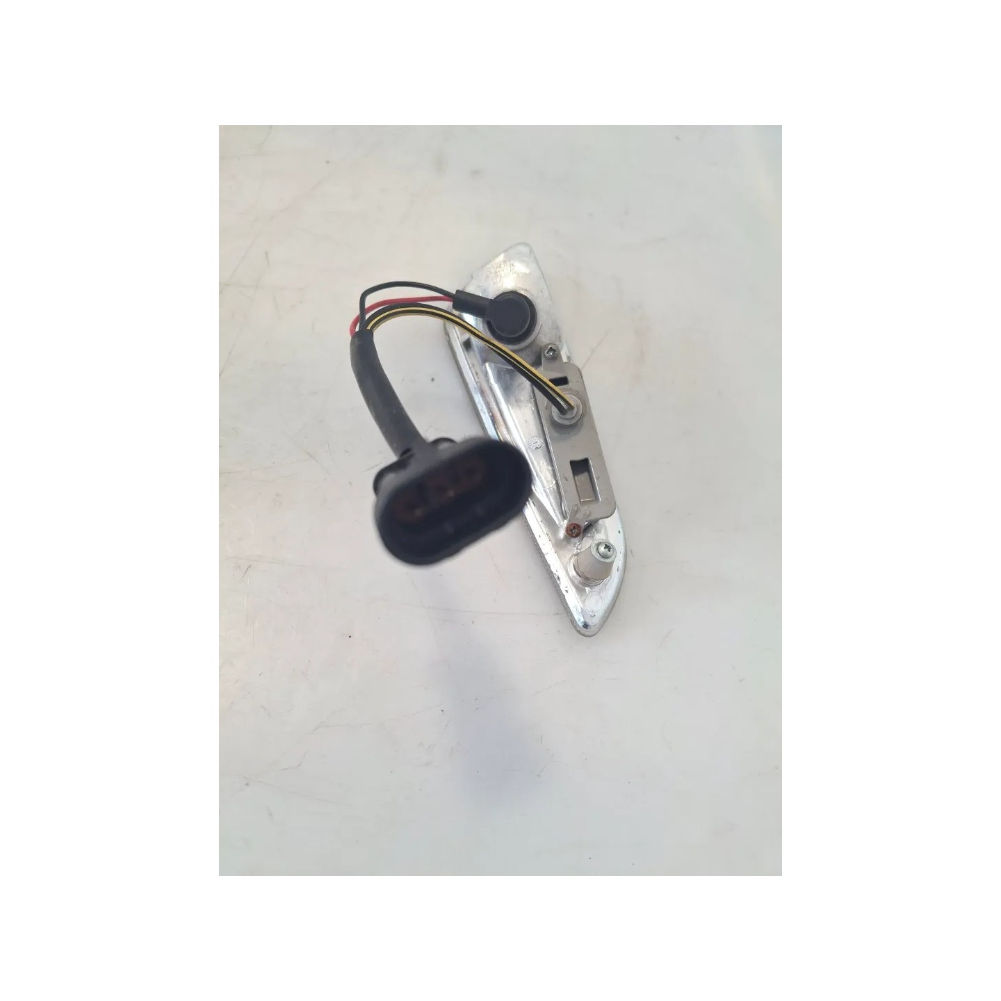 Indicatore direzione anteriore Piaggio Vespa 150 Primavera (E3) Vespa 150 Primavera 3V Destro