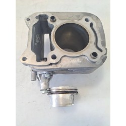 Cilindro con pistone Piaggio Vespa 150 Primavera (E3) Vespa 150 Primavera 3V 
