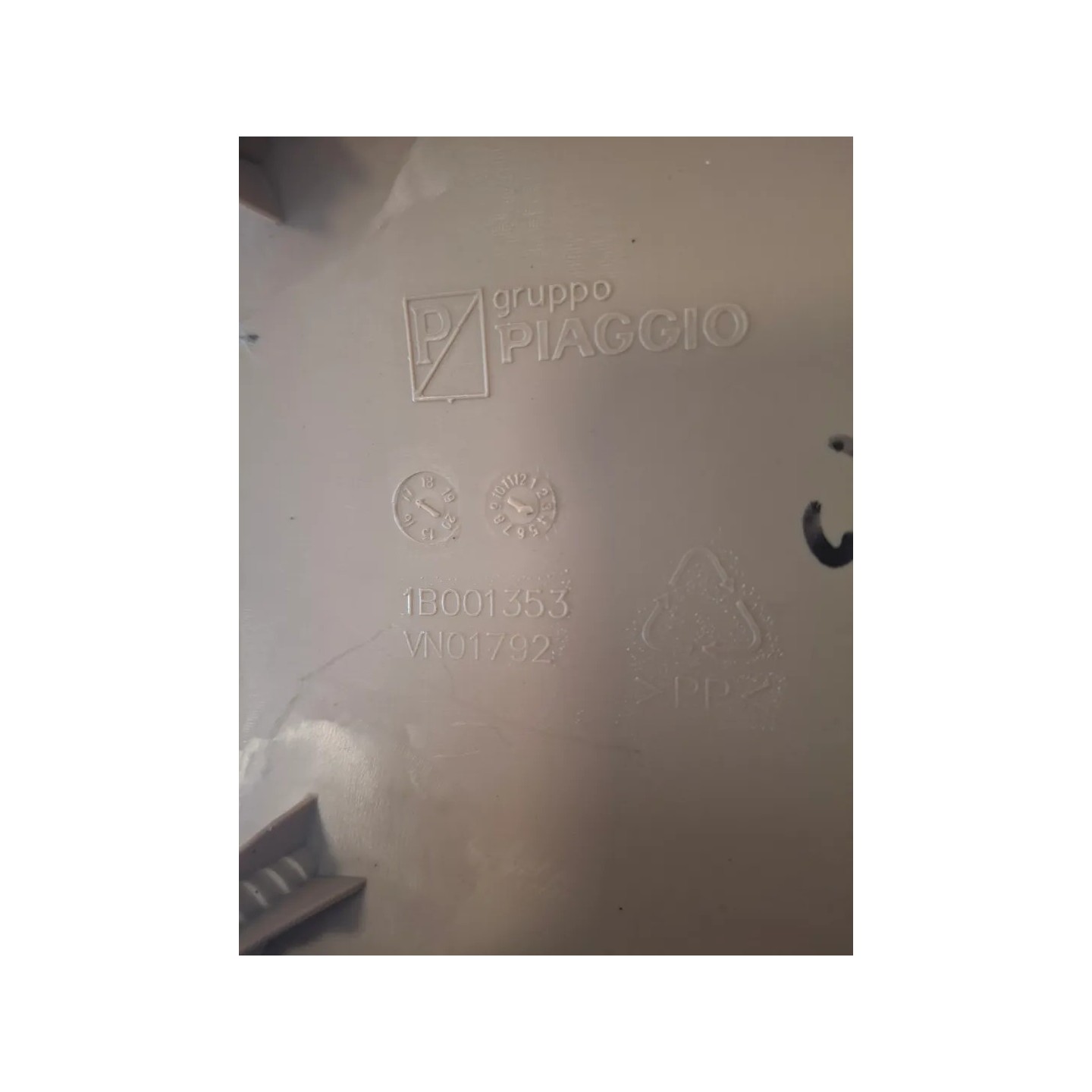 Copertura posteriore morsetti manubrio Piaggio Liberty 150 3V i.e. (E3/E4) (16-21) Liberty S 150 I-get ABS 3V i.e. (E4) 