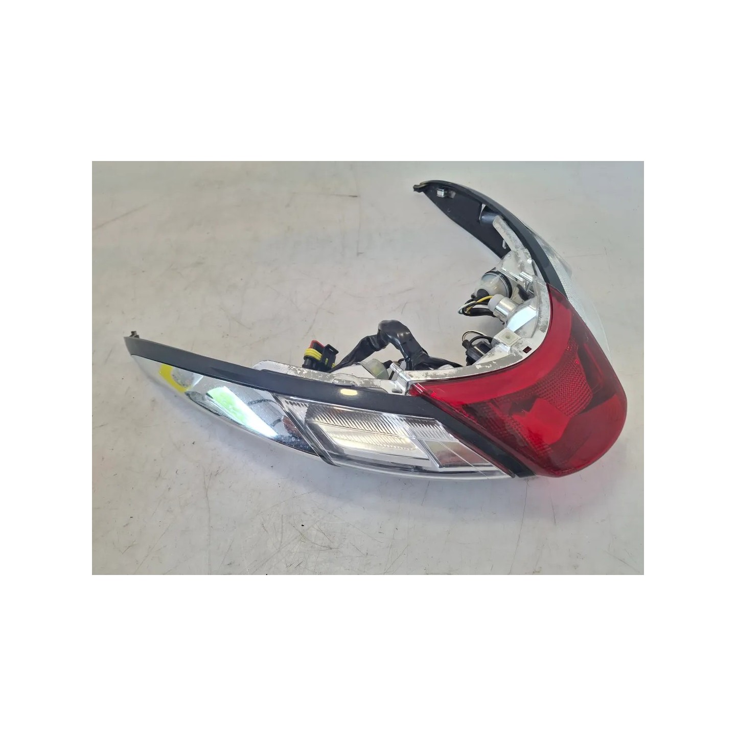 Fanale posteriore Piaggio Liberty 150 3V i.e. (E3/E4) (16-21) Liberty S 150 I-get ABS 3V i.e. (E4) 
