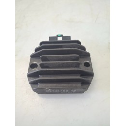 Regolatore tensione Piaggio Liberty 150 3V i.e. (E3/E4) (16-21) Liberty S 150 I-get ABS 3V i.e. (E4) 