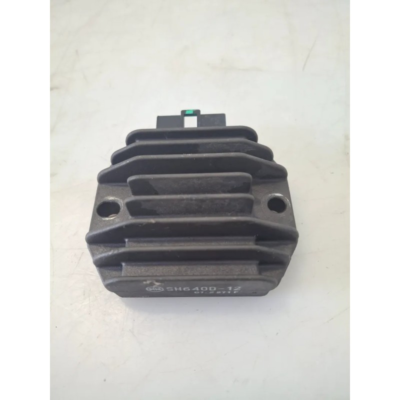 Regolatore tensione Piaggio Liberty 150 3V i.e. (E3/E4) (16-21) Liberty S 150 I-get ABS 3V i.e. (E4) 