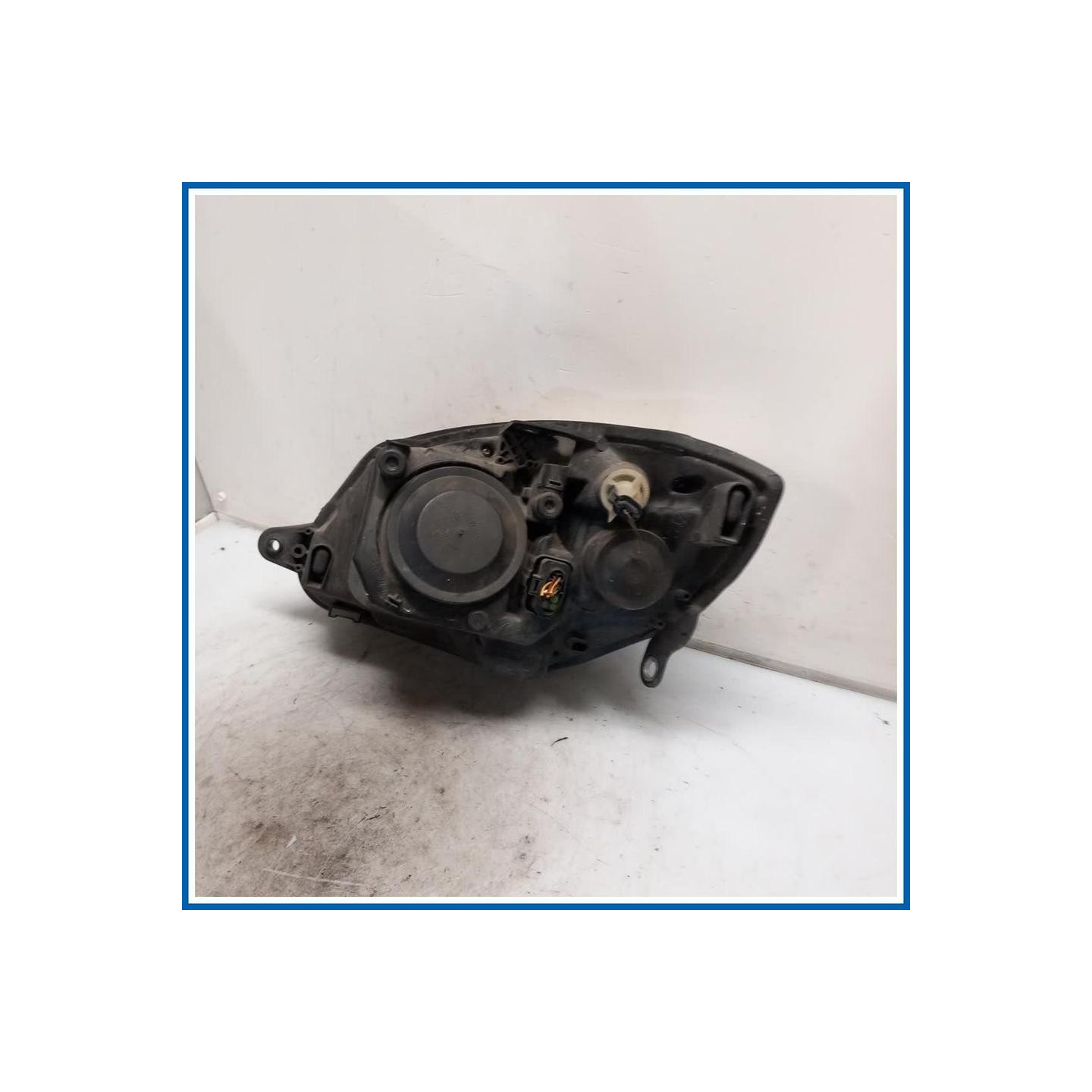Proiettore ant. dx. SKODA Fabia 545 SW