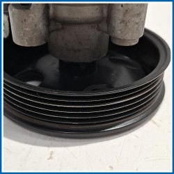 PUMP ASSY-POWER STEERING OIL KIA Sportage II