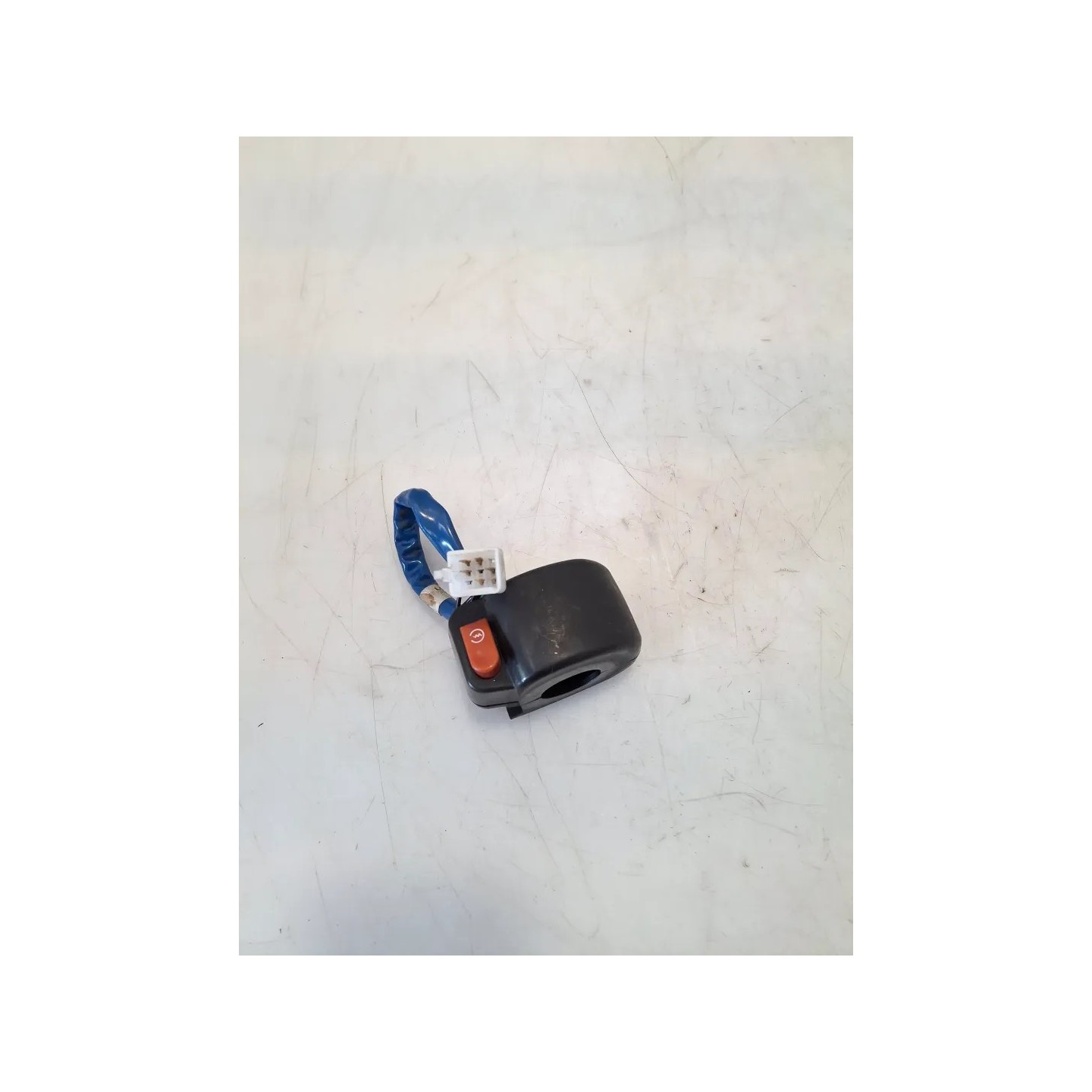 Blocco comandi multifunzioni Kymco Agility 50 R16+ 2T (E2) Agility 50 R16+ 2T Destro
