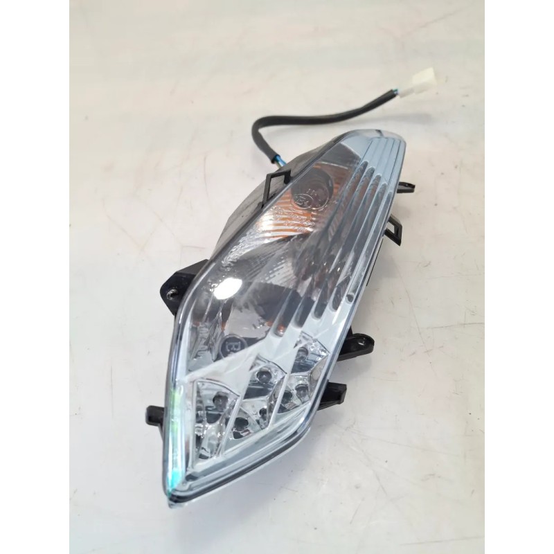 Indicatore direzione anteriore Kymco Agility 50 R16+ 2T (E2) Agility 50 R16+ 2T Destro