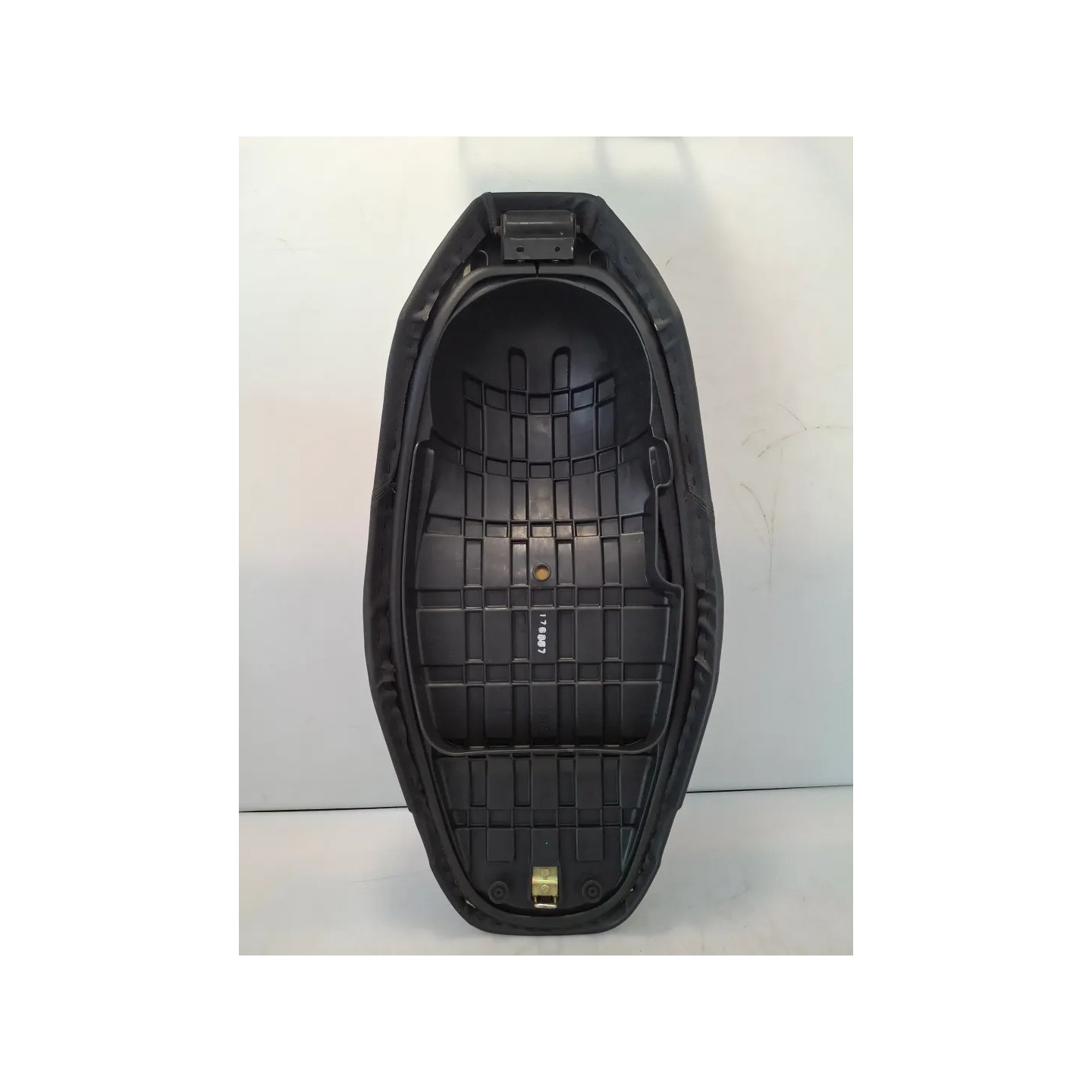 Sella Kymco Agility 50 R16+ 2T (E2) Agility 50 R16+ 2T 
