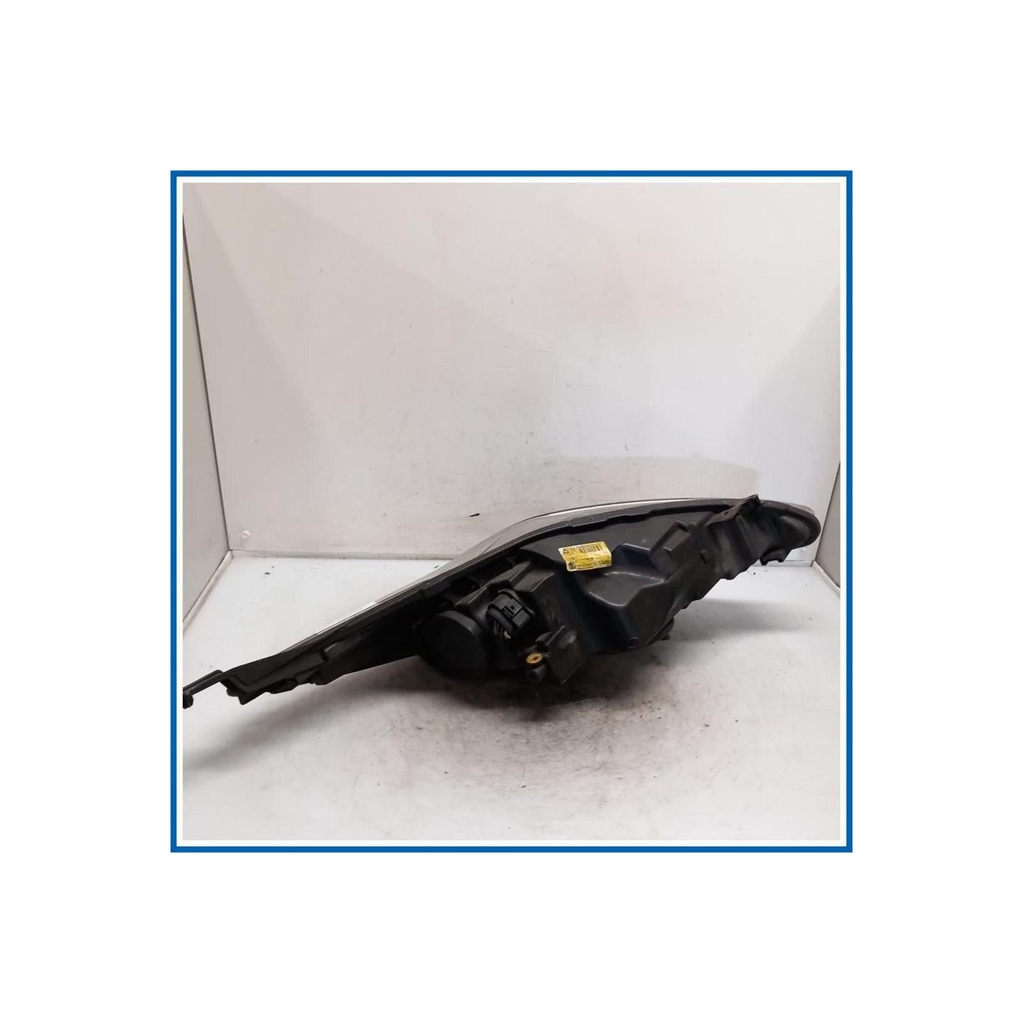 Proiettore ant. sx. FORD Fiesta VI