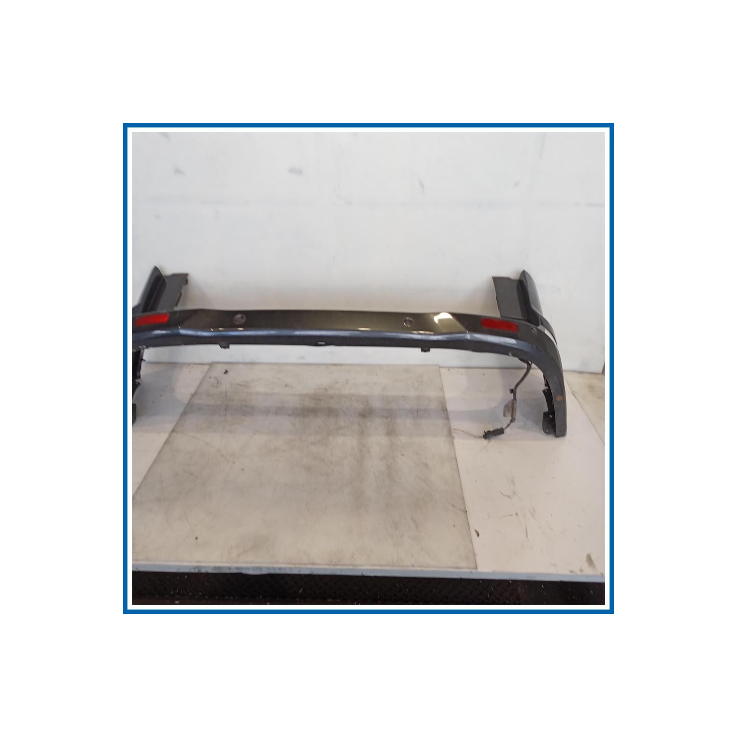 Paraurti centrale post. FORD Tourneo Courier