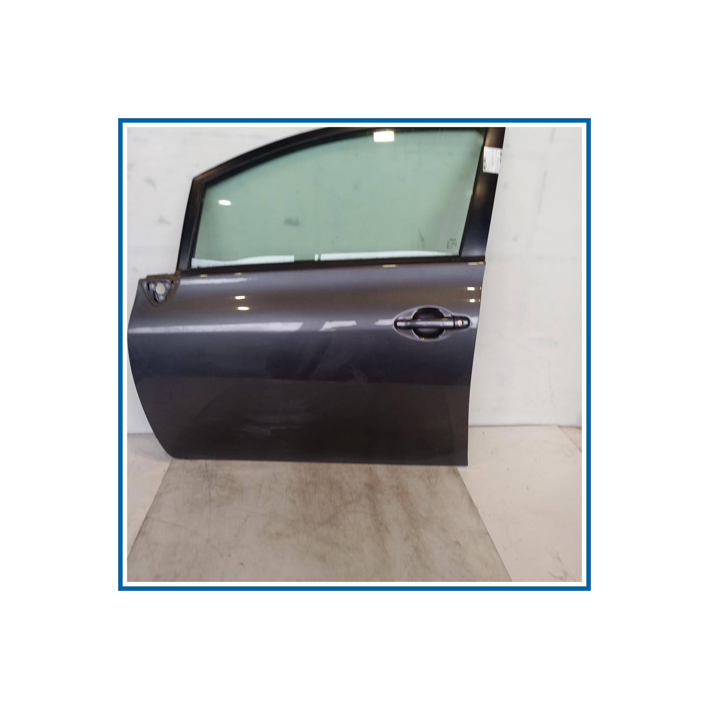 Porta ant. sx. TOYOTA Auris I