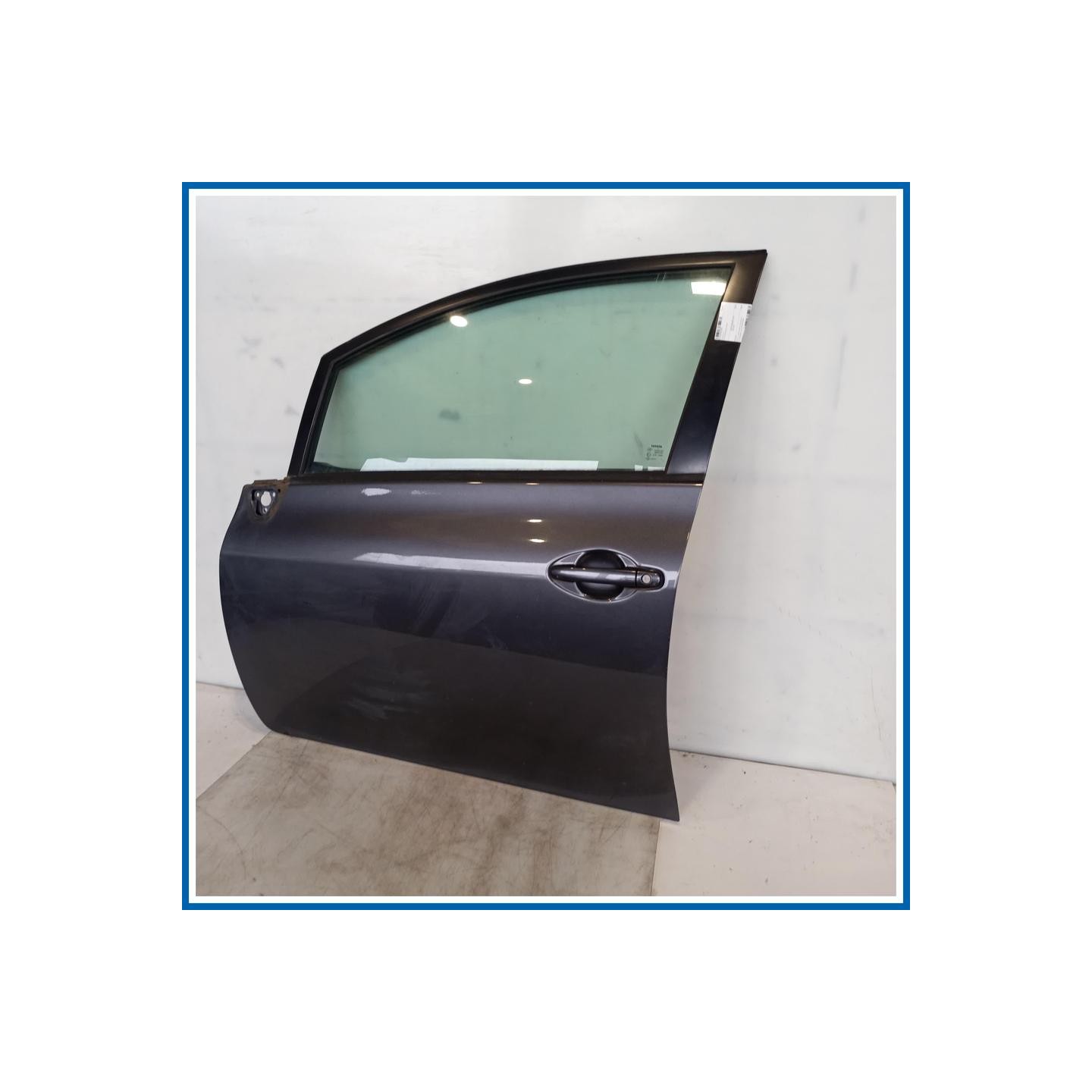 Porta ant. sx. TOYOTA Auris I