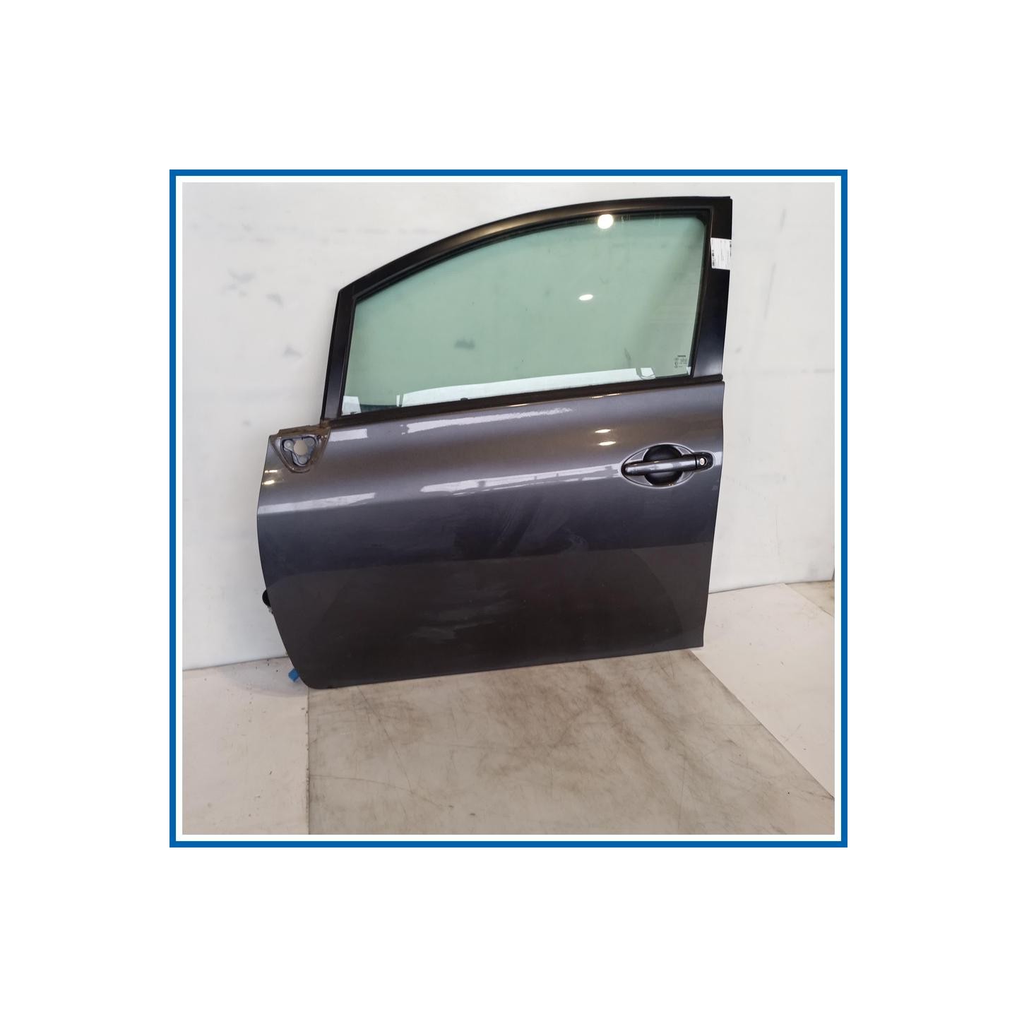 Porta ant. sx. TOYOTA Auris I