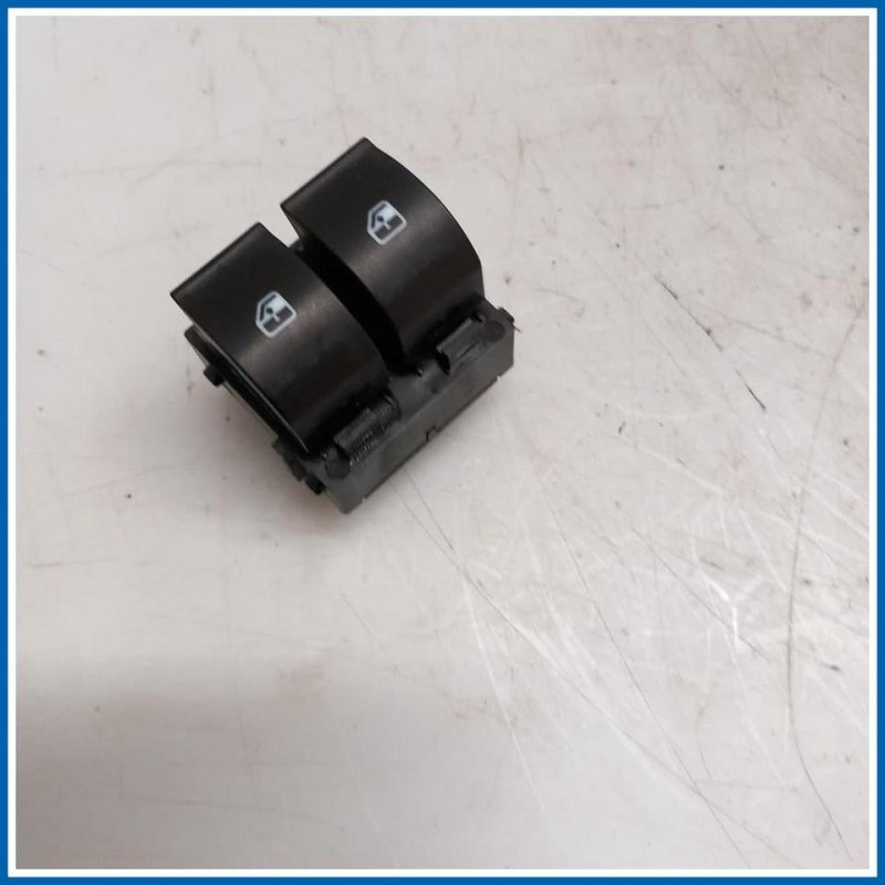 Interruttore alzacristalli ant. sx. FIAT Punto Evo