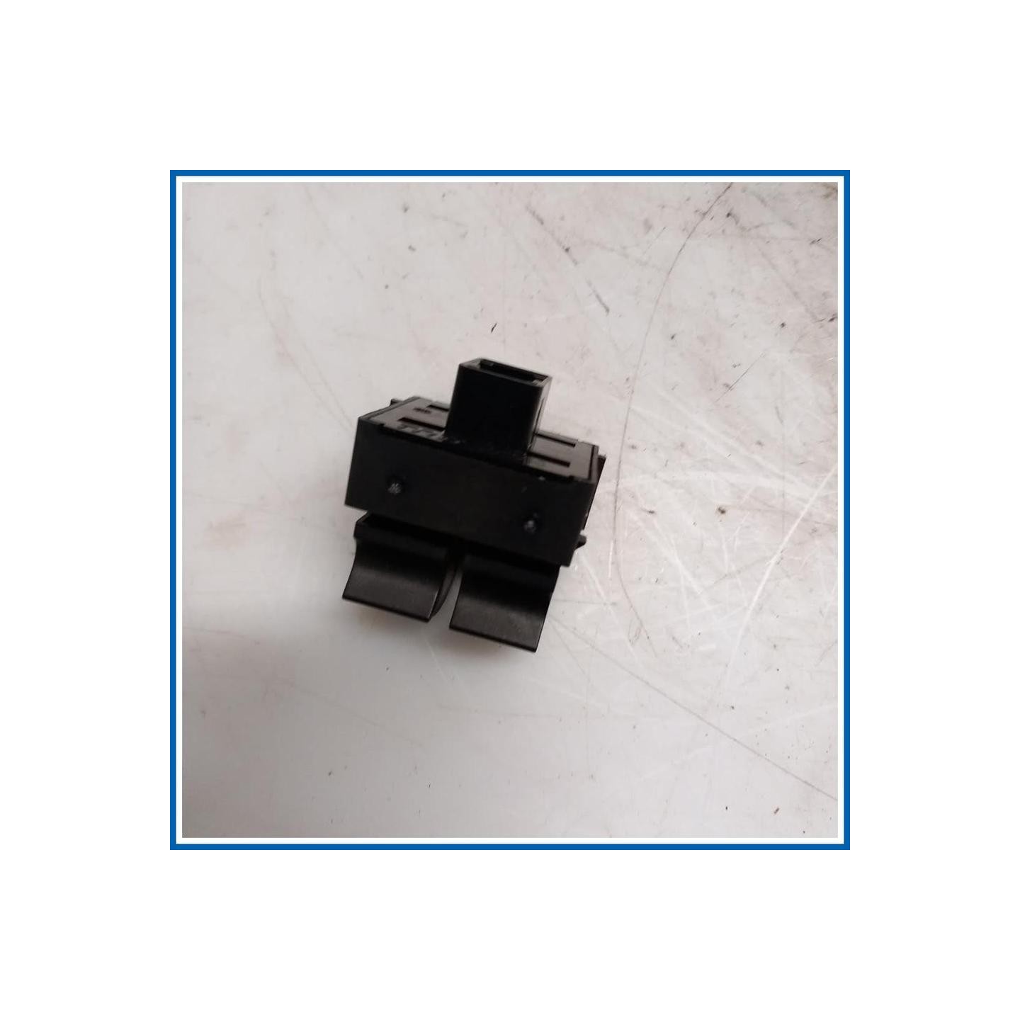 Interruttore alzacristalli ant. sx. FIAT Punto Evo