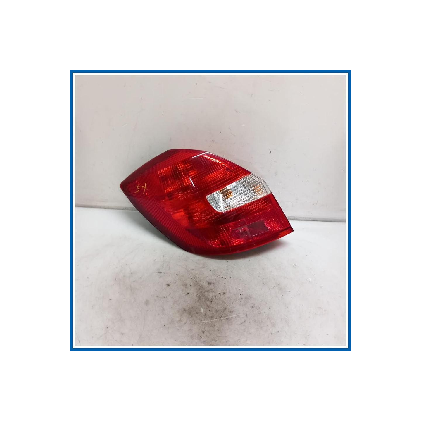 Fanale post. sx. SKODA Fabia 545 SW