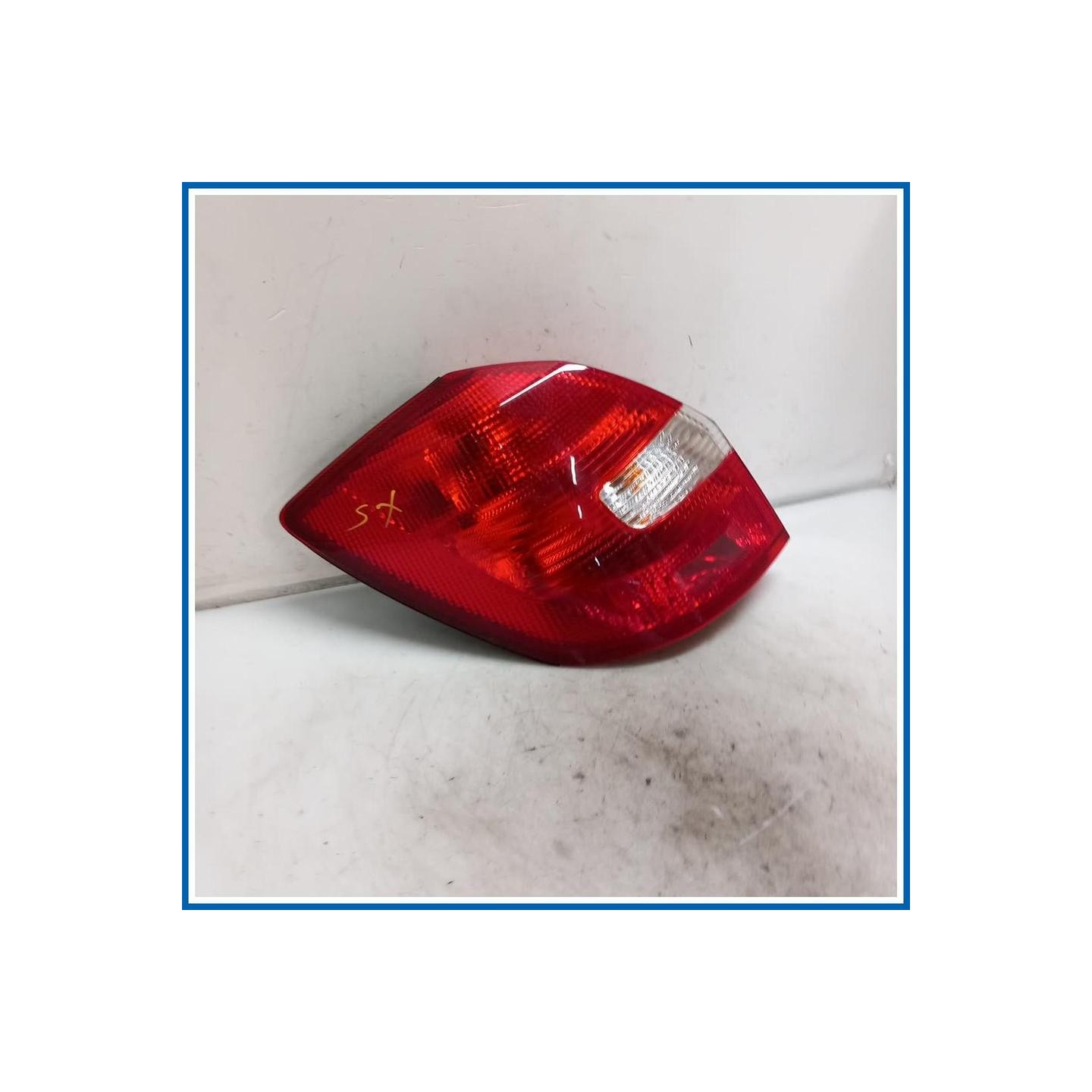 Fanale post. sx. SKODA Fabia 545 SW