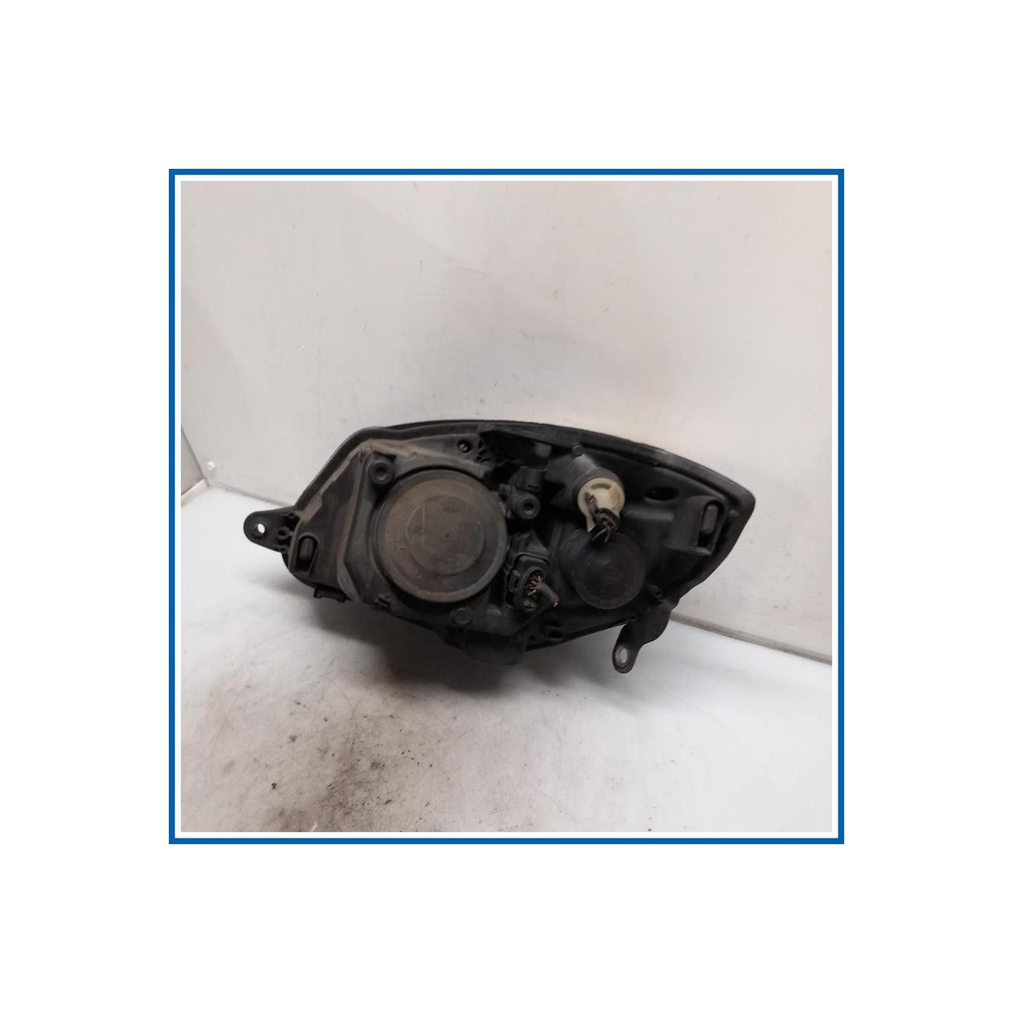 Proiettore ant. dx. SKODA Fabia 545 SW