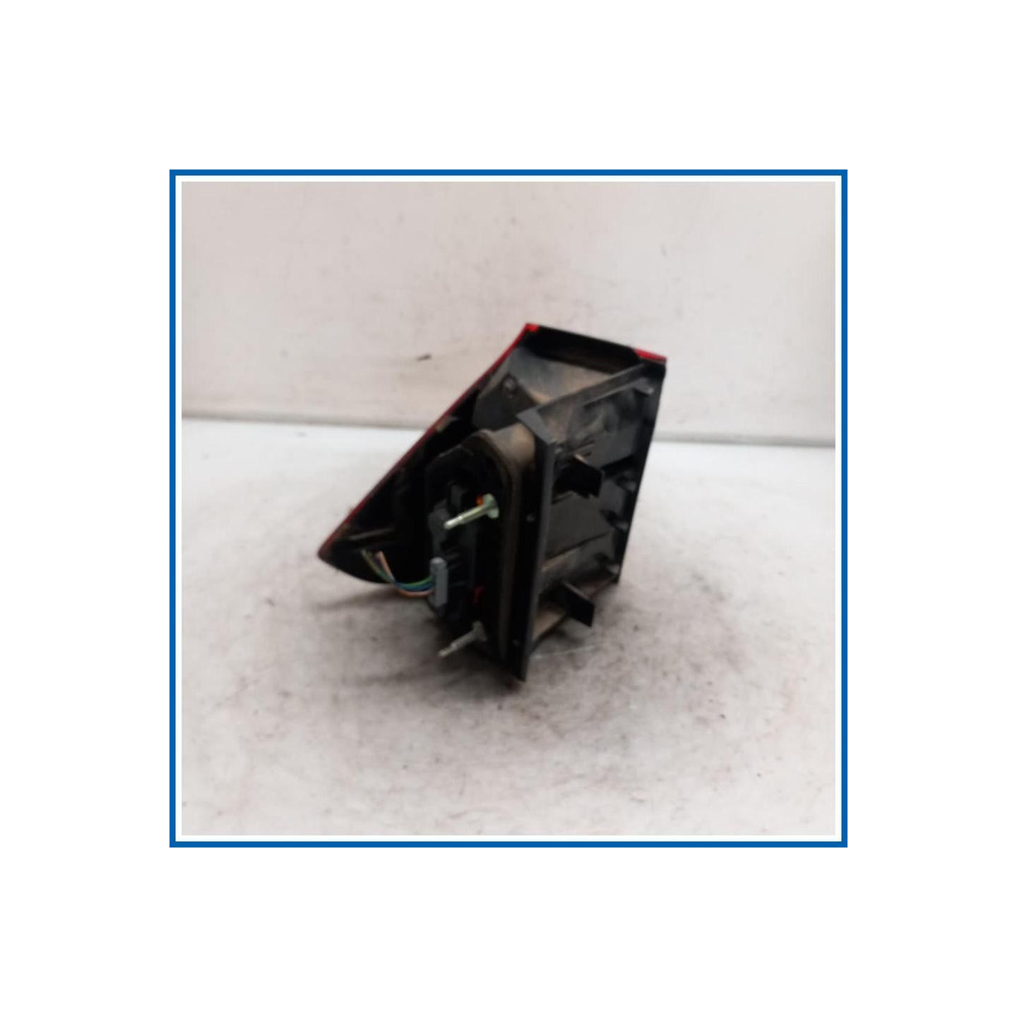 Fanale est. post. dx. FORD Galaxy III