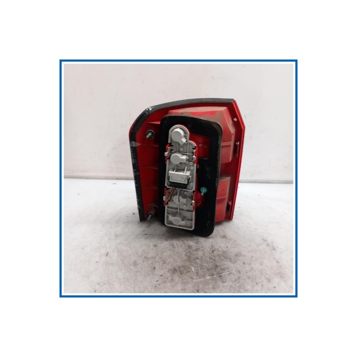 Fanale post. dx. AUDI A2 8Z0