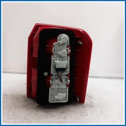 Fanale post. sx. AUDI A2 8Z0