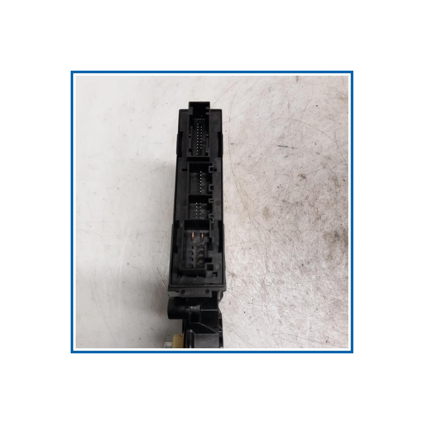 Motorino alzacristallo porta ant. dx. AUDI A2 8Z0