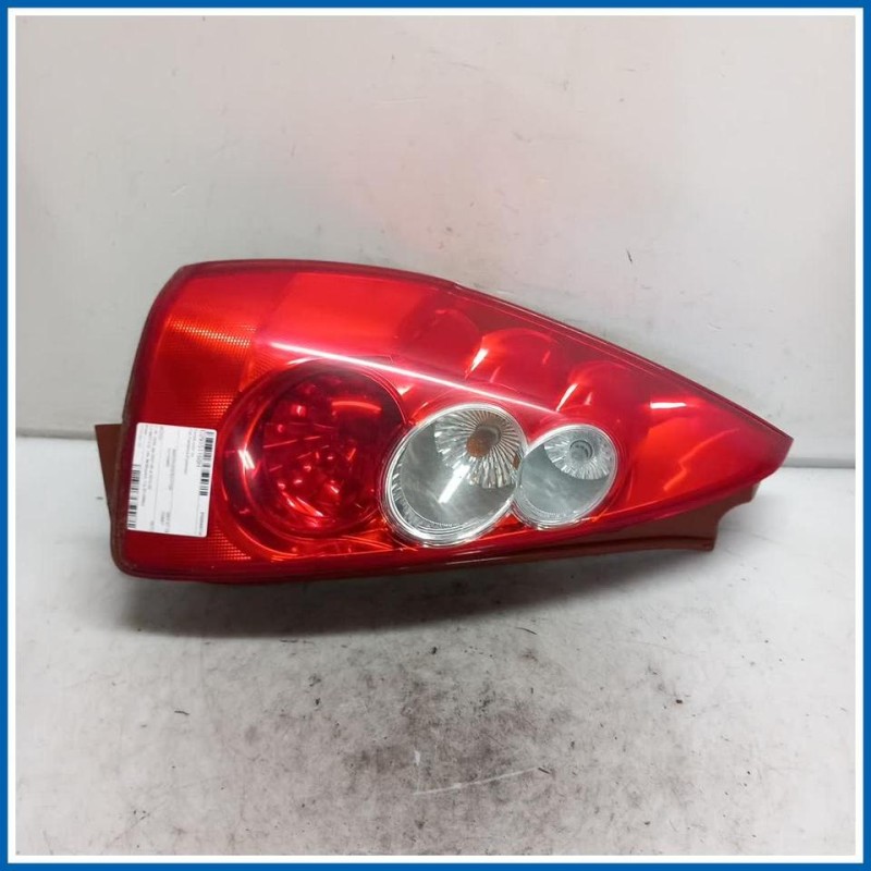 Fanale post. sx. MAZDA 5 II