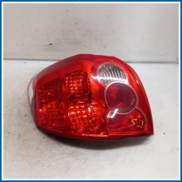 Fanale post. sx. TOYOTA Auris I
