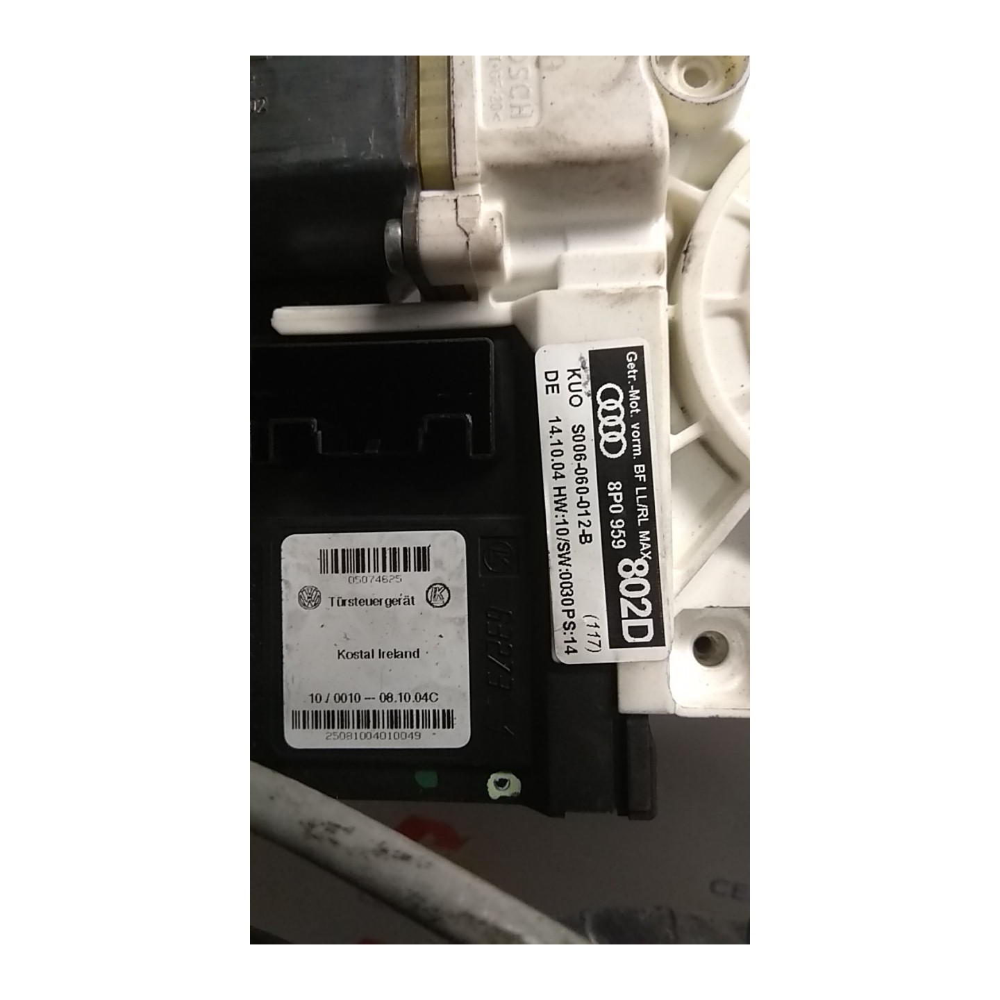 ALZACRISTALLO ELETTR. PORTA ANT. DX. 002 AUDI A3 (8P) (04/03-06/10) BKC 8P3837462C