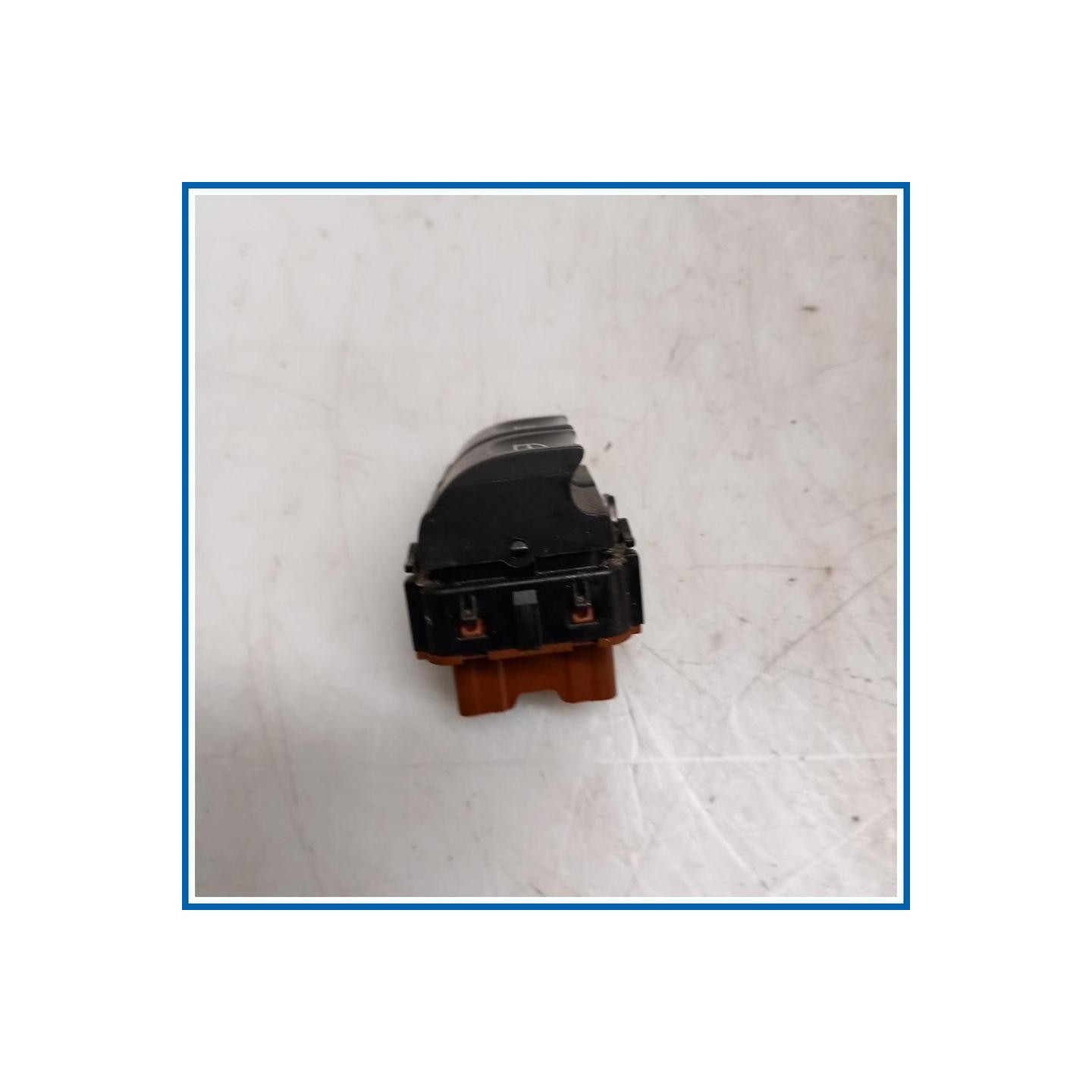 Interruttore alzacristalli ant. sx. DACIA Sandero Stepway II