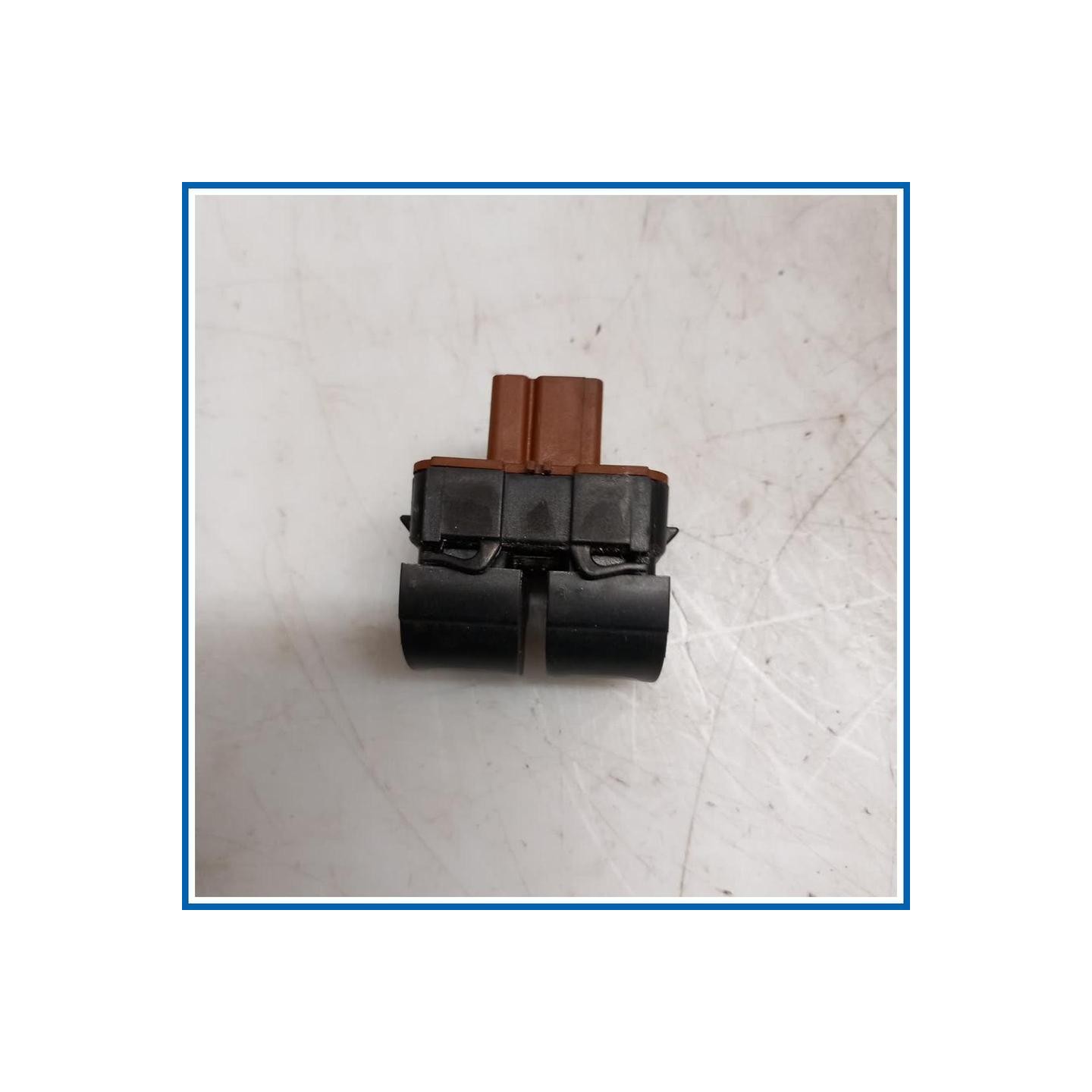 Interruttore alzacristalli ant. sx. DACIA Sandero Stepway II