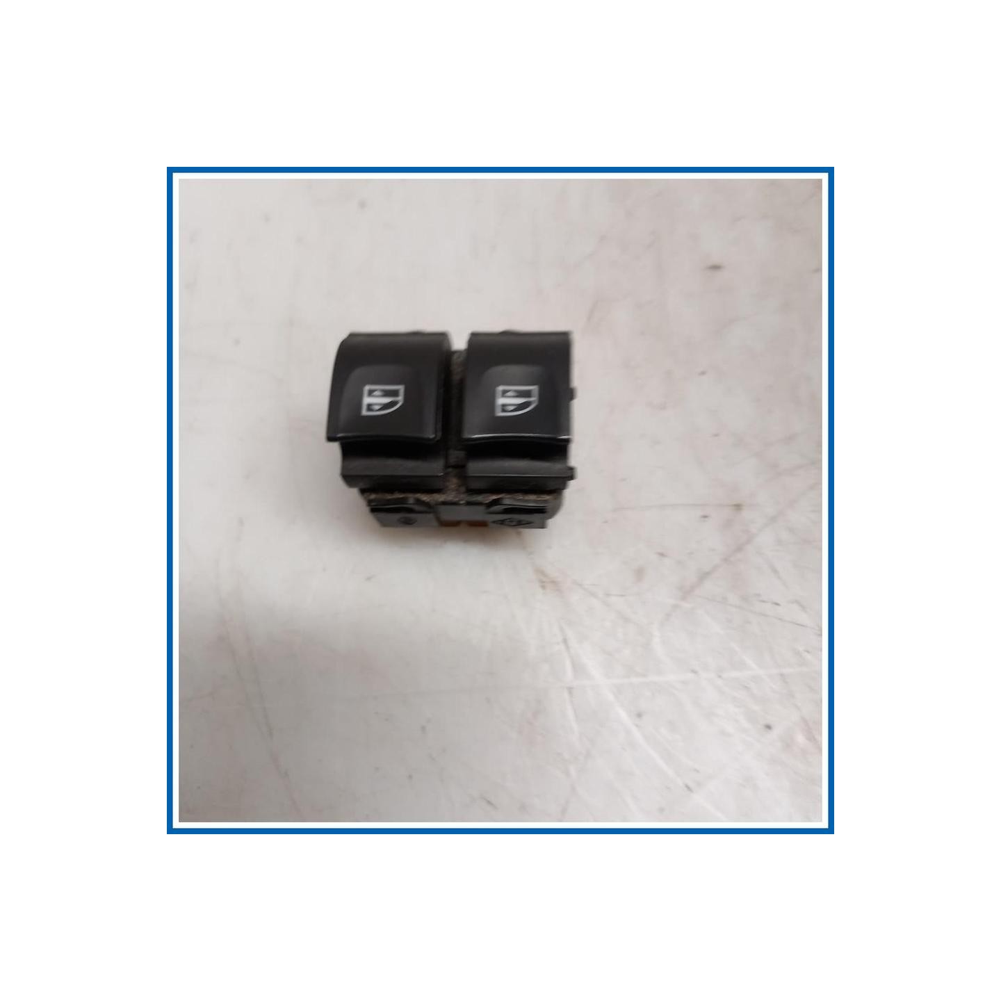 Interruttore alzacristalli ant. sx. DACIA Sandero Stepway II