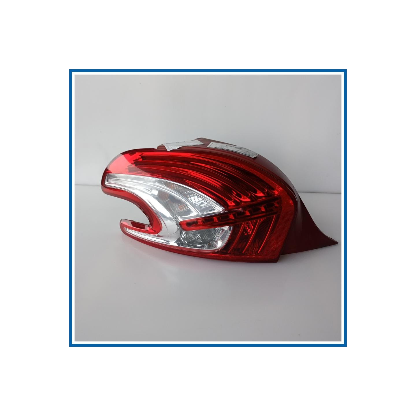 Fanale post. sx. PEUGEOT 208 (01/12>11/15