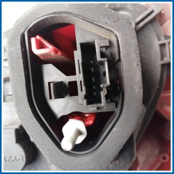 Fanale post. sx. PEUGEOT 208 (01/12>11/15